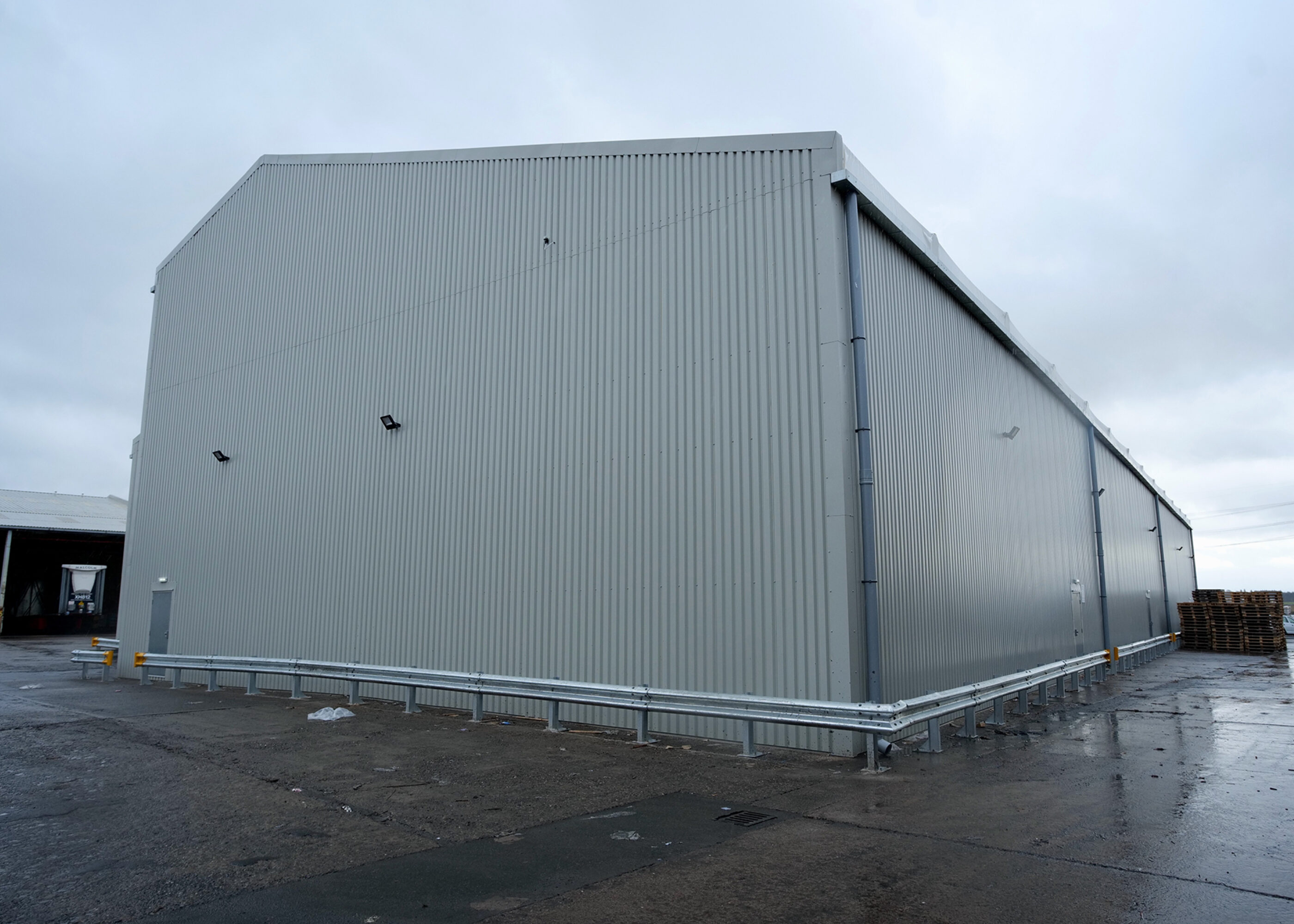 OI temporary warehouse within a site
