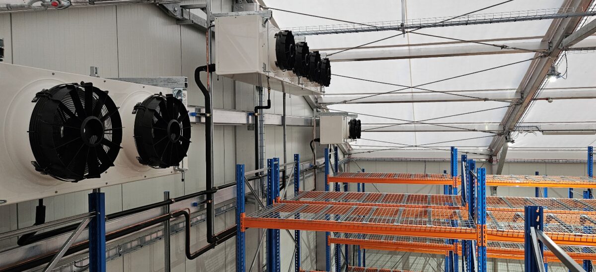 Air conditioning refridgeration unit