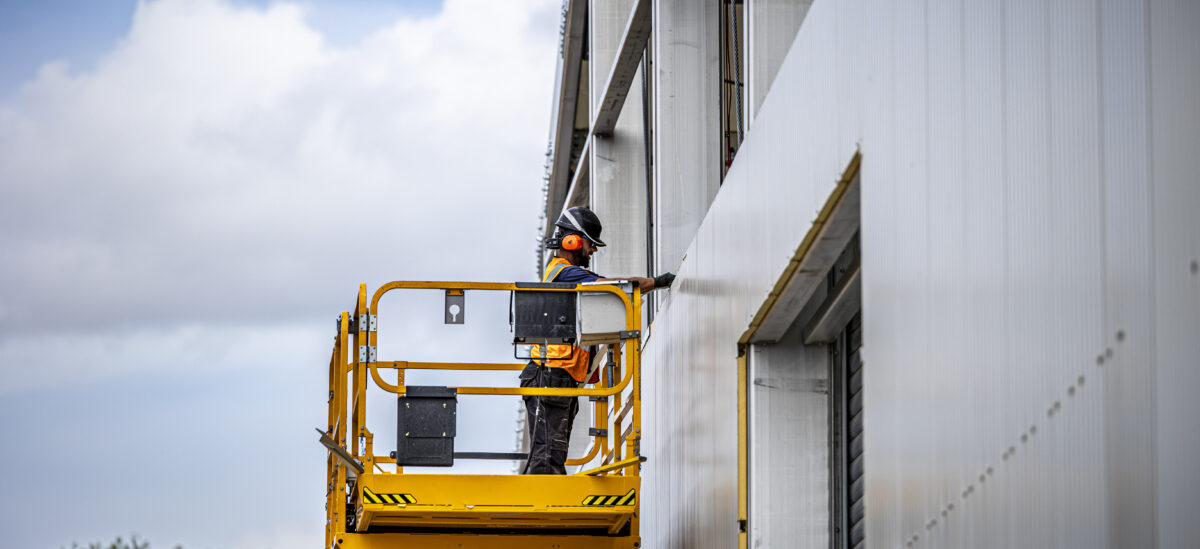 Algeco 40m Gutter linked warehouse/manufacturing facility - Bridlington
Site team and build photos 2023