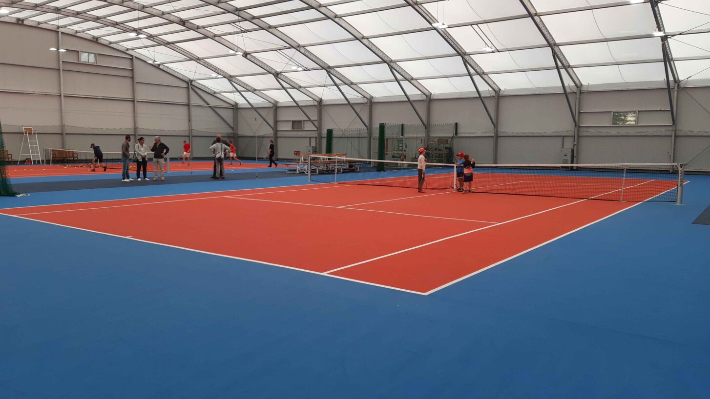 Temporary sports building with curved roof