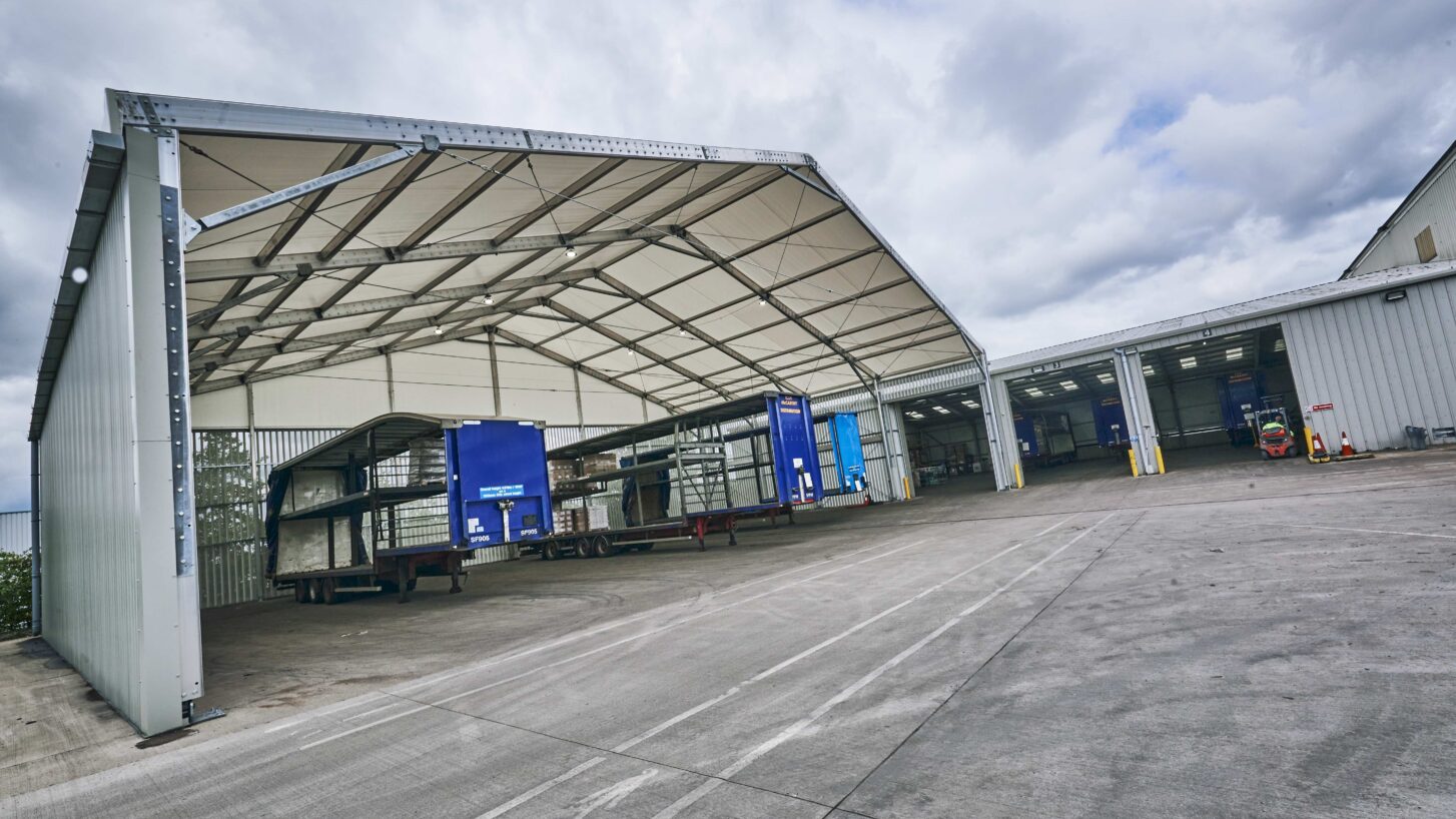 A lean to Neivalu logistics canopy
