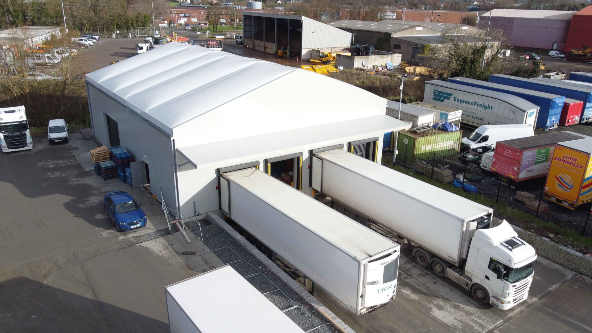 Logistics building dock levellers canopy extension