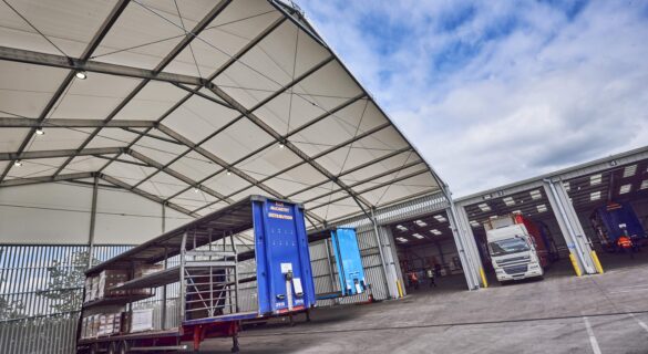 Industrial loading canopy for Mc Carthy Group