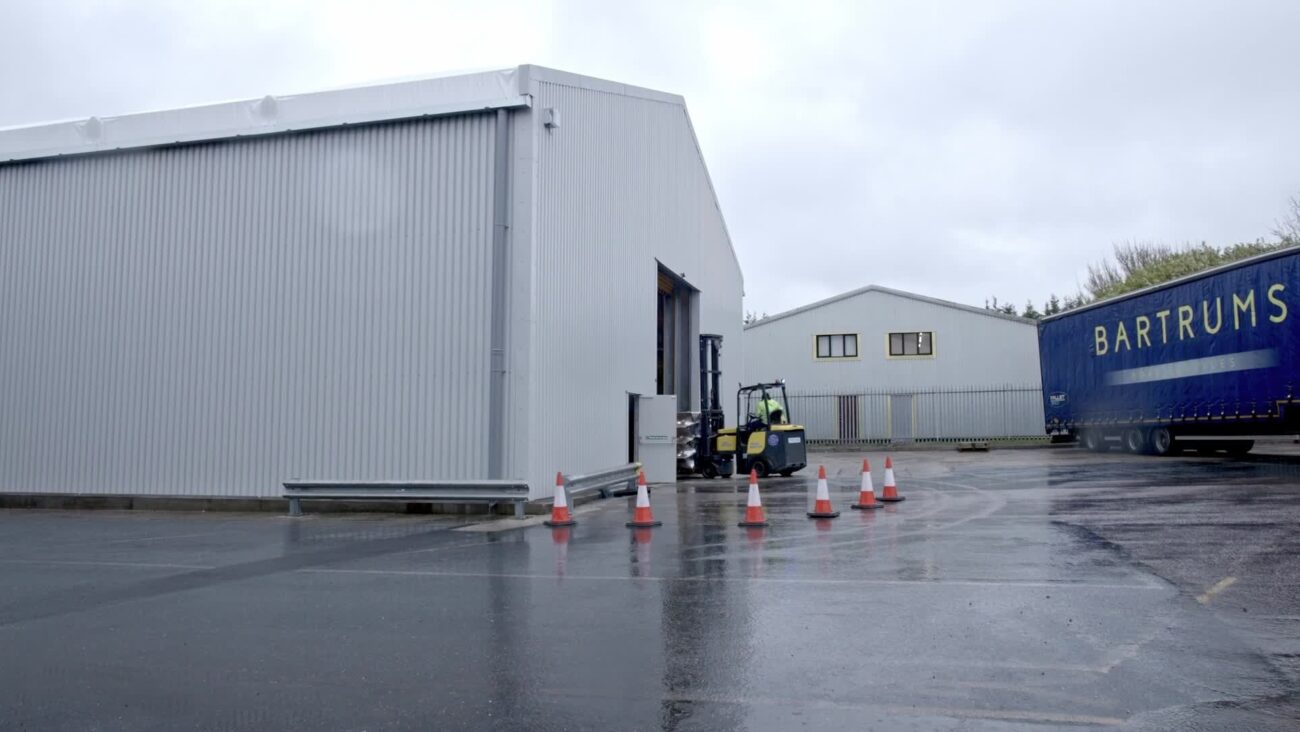 Temporary building installed at Global Chair by Spaciotempo UK